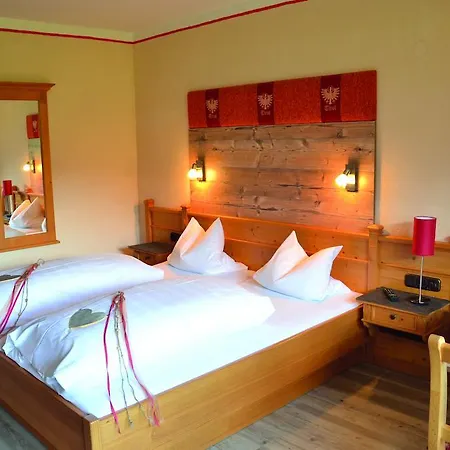 Konukevi Gastehaus Holzner Walchsee