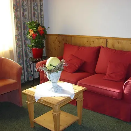 Konukevi Gastehaus Holzner Walchsee